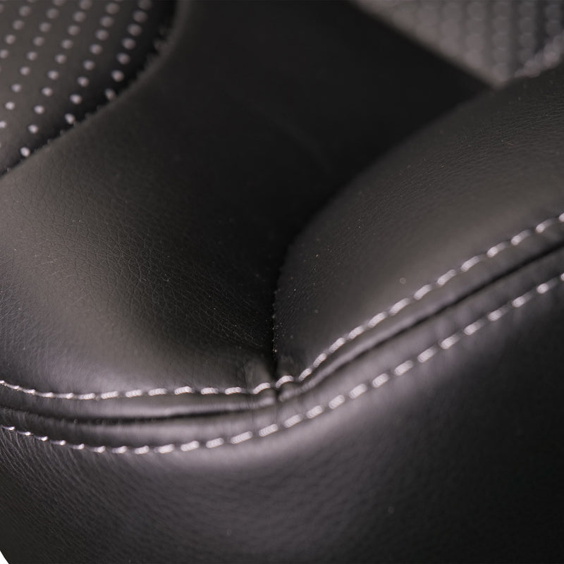 18” VIP DIAMOND CAPTAIN SEAT | BLACK DIAMOND LEATHER TOUCH